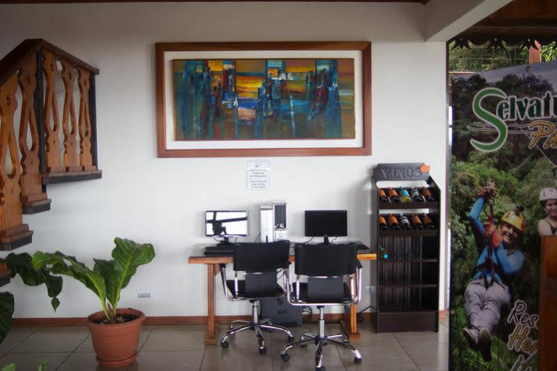 Finca Valverde'S Hotell Monteverde Exteriör bild